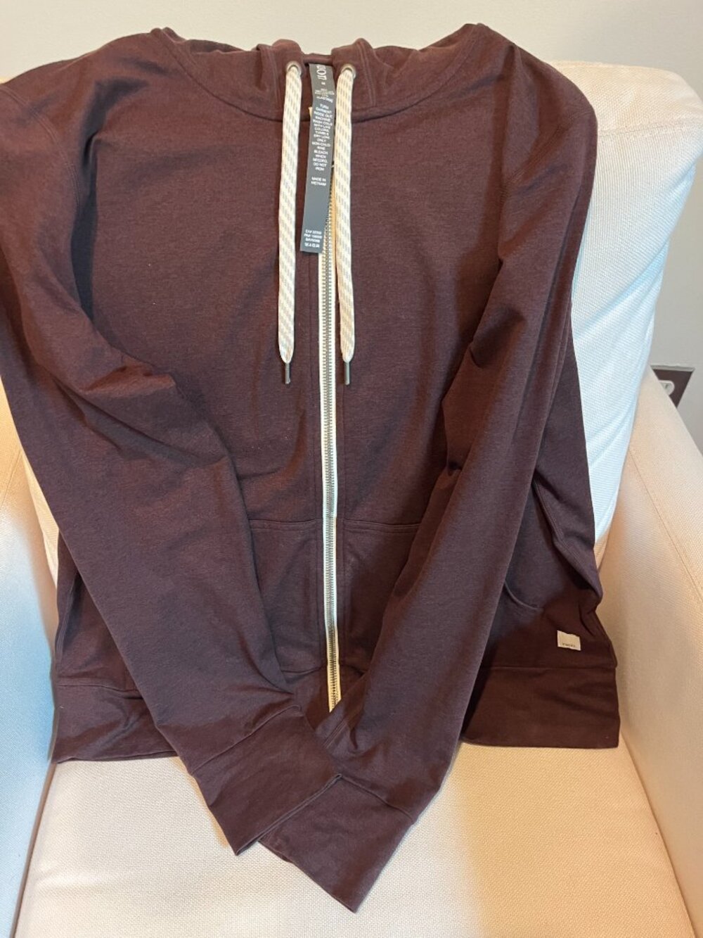 Vuori Brown Full-Zip Hoodie (M)